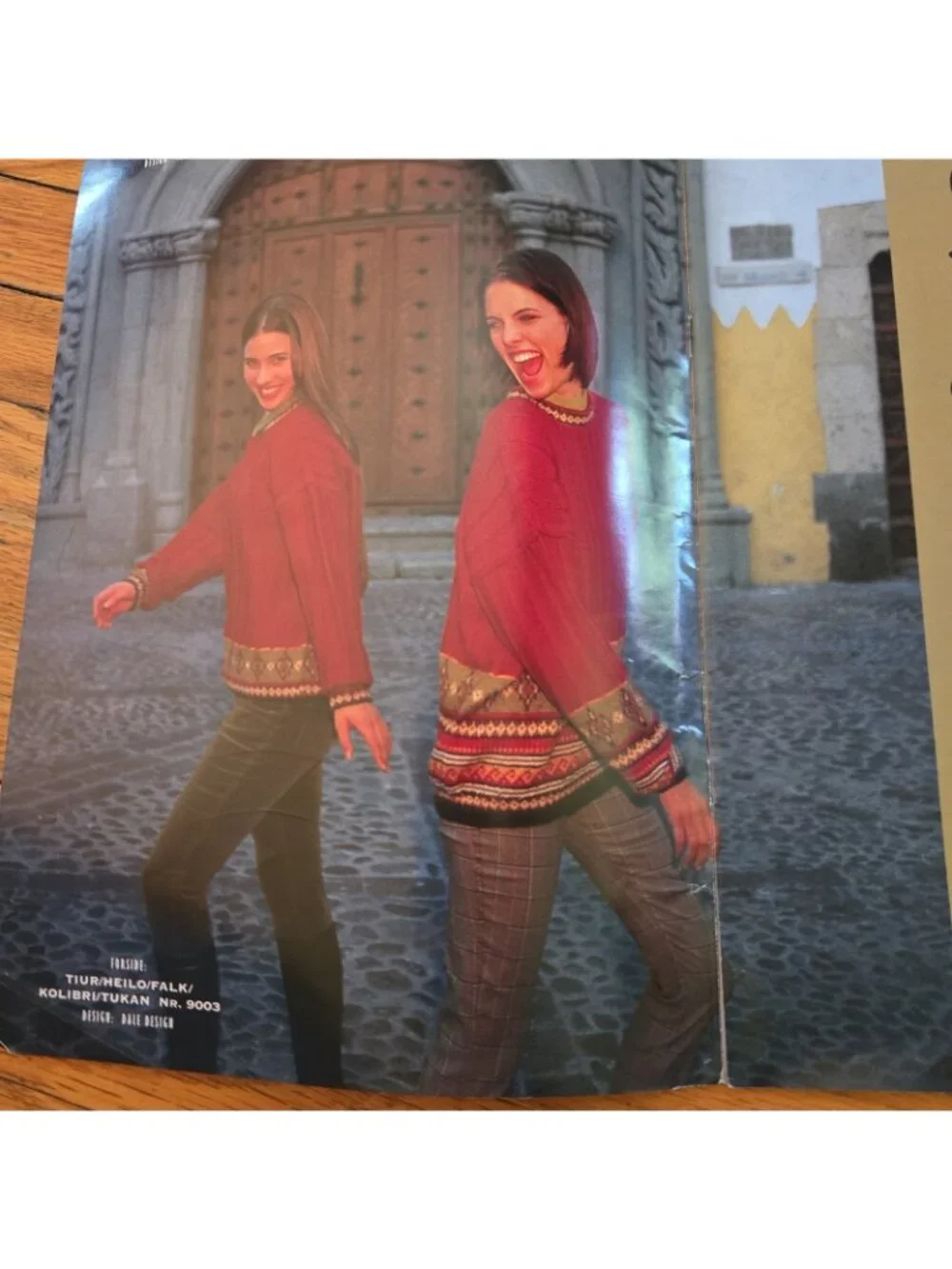 Dale Garn Design Knitting Book Number 90 Dale of Norway Sweater patterns